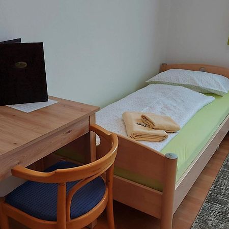Gaestehaus Franz Kroatisch Geresdorf Екстер'єр фото